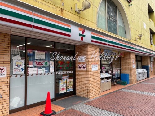 コンビニ　セブンイレブン 横浜イセザキモール店（コンビニ）まで389m