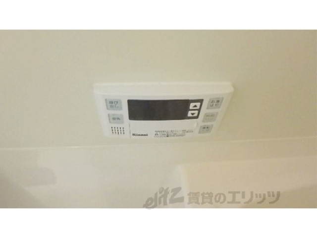 その他設備　給湯器リモコン