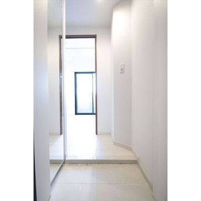 玄関　※他部屋参照