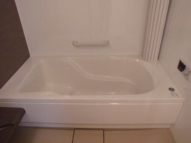 バス・シャワールーム　浴室