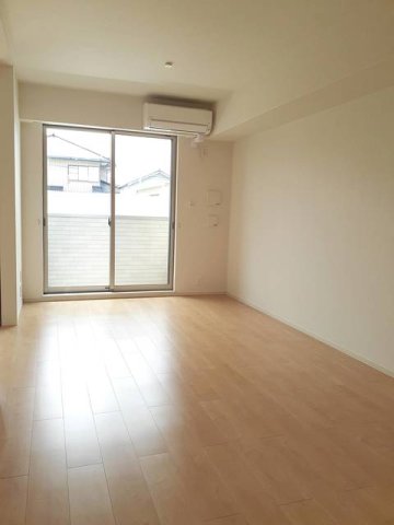 居室・リビング　ゆったりとした居間です