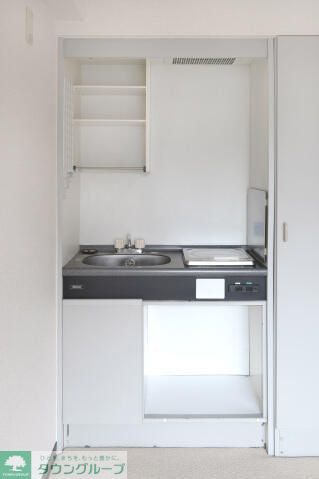 キッチン　＊別部屋参考写真です