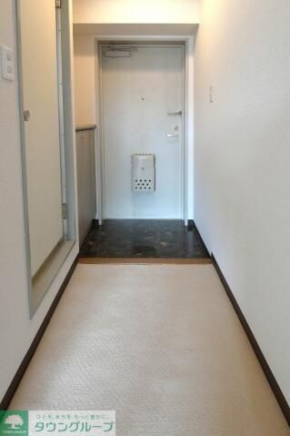 玄関　＊別部屋参考写真です