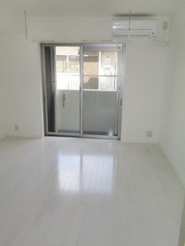 その他部屋・スペース　★ひろびろ８畳のお部屋★