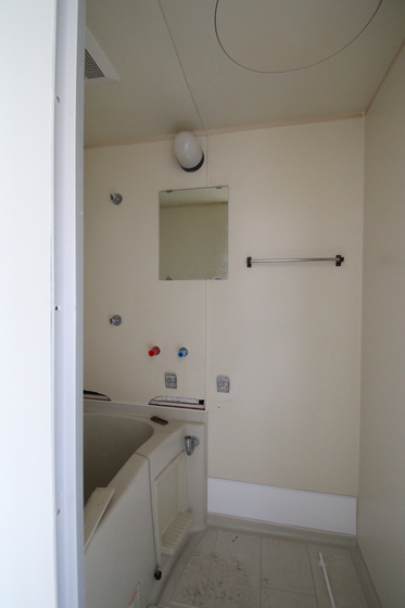 バス・シャワールーム　※他号室の写真です