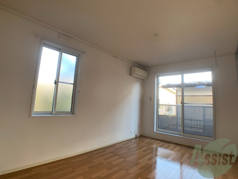 居室・リビング　ＬＤＫなので広々としていて開放感がありますね