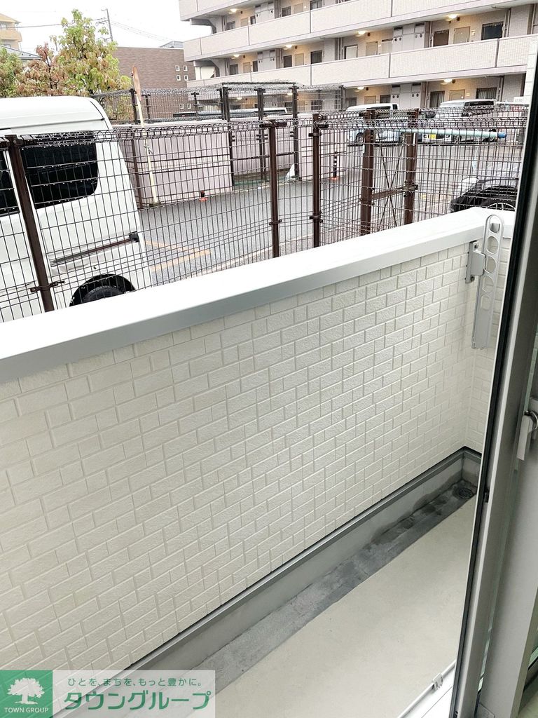 バルコニー　バルコニー