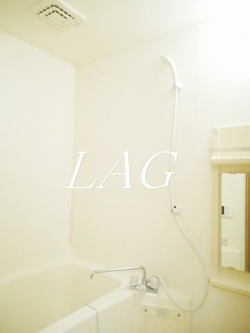 バス・シャワールーム　お風呂です。