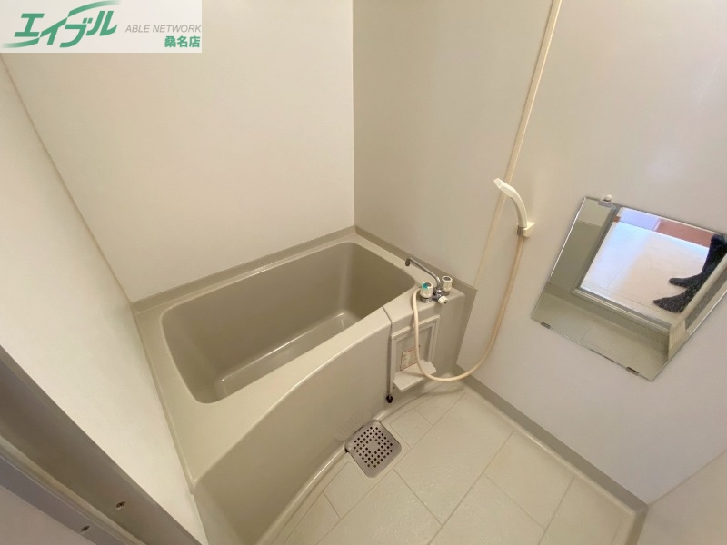 バス・シャワールーム　同型参考写真