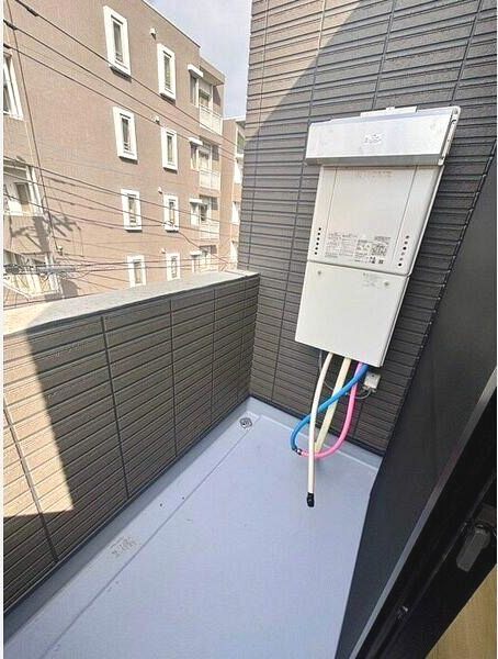 玄関　エアコン完備