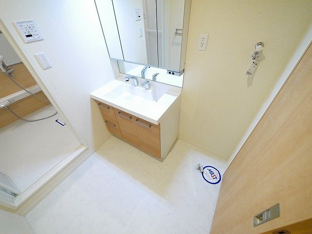 洗面設備　忙しい朝には欠かせない洗面所です