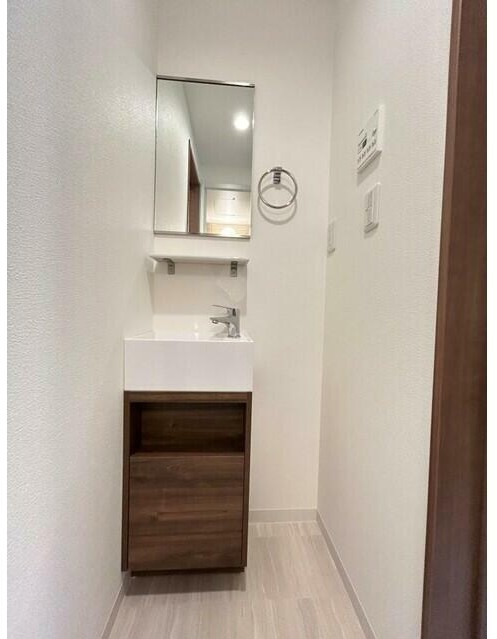 洗面設備　身支度に便利な洗面台♪