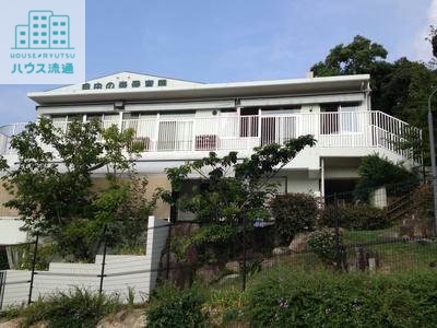 幼稚園・保育園　自由の森保育園（幼稚園・保育園）まで562m