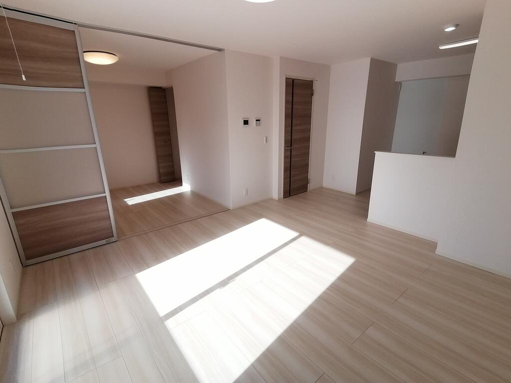 居室・リビング　※別号室参考写真※