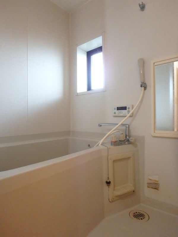 バス・シャワールーム　図面と現状に相違がある場合には現状を優先