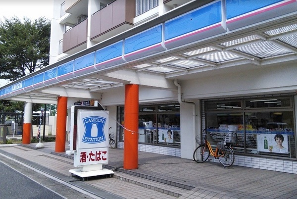 コンビニ　ローソン木月住吉店（コンビニ）まで268m