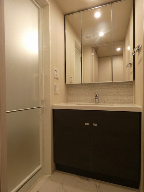 洗面設備　別部屋参考写真