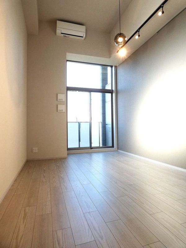 居室・リビング　※別部屋参考写真