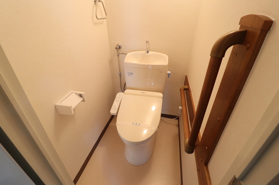 トイレ　※別部屋の写真です