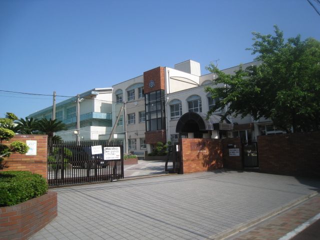 小学校　市立松栄小学校（小学校）まで400m