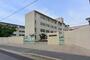 中学校　枚方市立長尾西中学校（中学校）まで593m