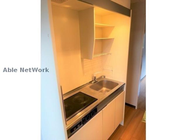 キッチン　※同物件別部屋の写真です。