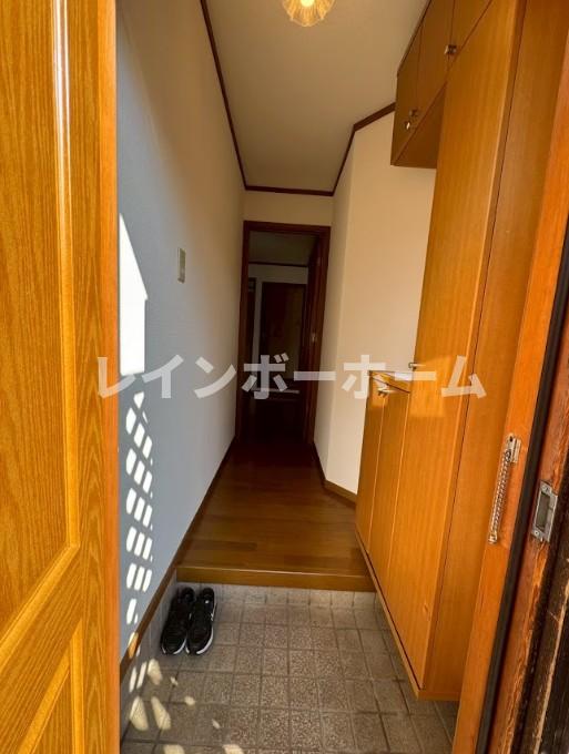 玄関　同施工。参考写真。現況優先。