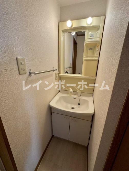 洗面設備　同施工。参考写真。現況優先。