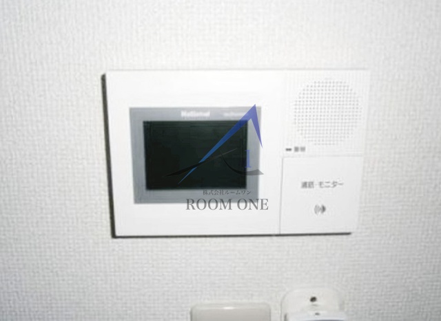 セキュリティ　モニター付きインターホンです。