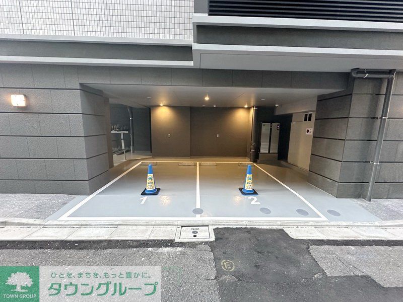 駐車場　駐車場