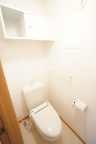 トイレ　※同物件、反転タイプの写真です。