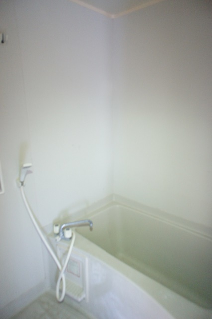 バス・シャワールーム　図面と現状に相違がある場合には現状を優先．．．
