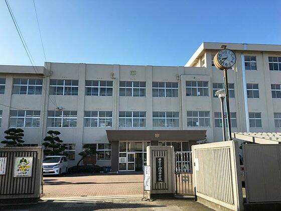 中学校　姫路市立山陽中学校（中学校）まで1245m