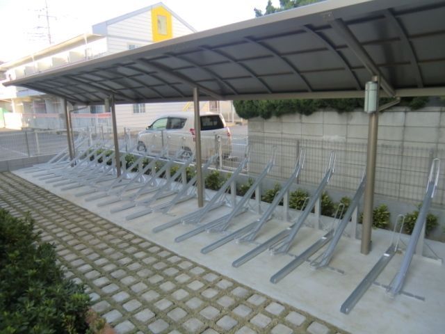 その他共有部分　屋根付駐輪場