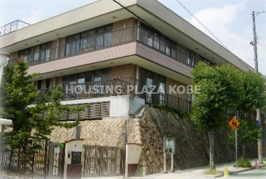 幼稚園・保育園　幼保連携型認定こども園北須磨保育センター（幼稚園・保育園）まで212m