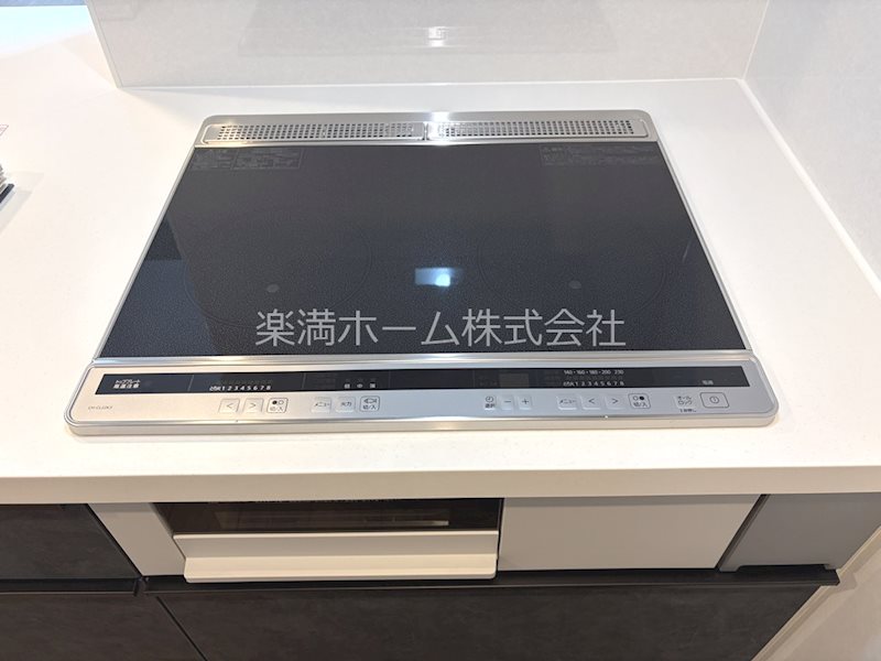 その他　3口IHクッキングヒーター♪