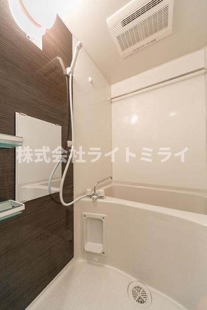 バス・シャワールーム　※写真は同タイプ住戸です。?