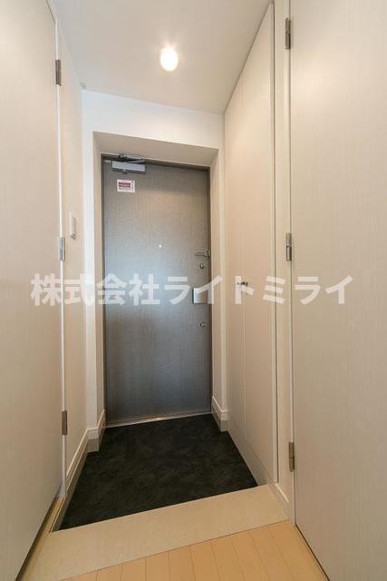 玄関　※写真は同タイプ住戸です。?