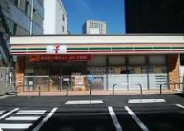コンビニ　セブンイレブン川崎小川町店（コンビニ）まで158m