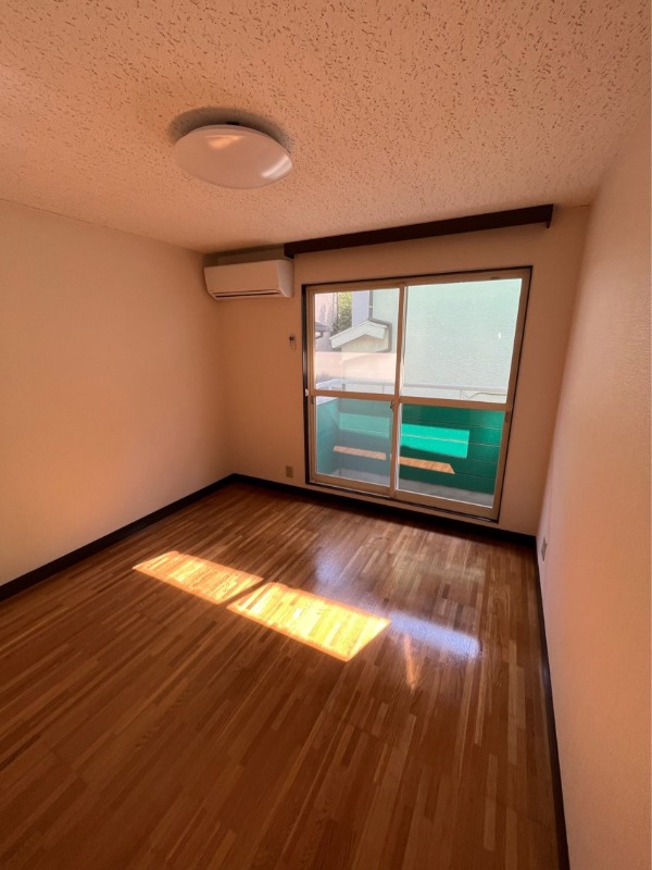 居室・リビング　※他部屋参考写真