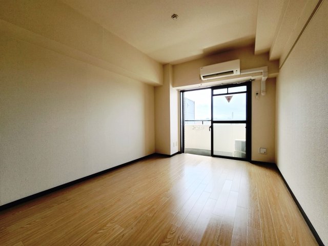 居室・リビング　同物件内参考画像