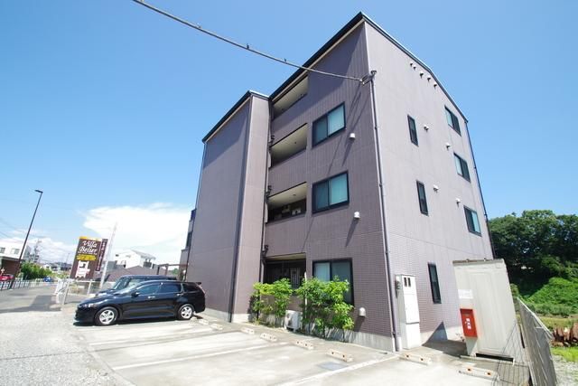 建物外観　★お問い合わせはタウンハウジング稲田堤店まで★