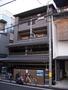 丸太町駅より徒歩9分 3階 築17年3ヶ月の賃貸物件
