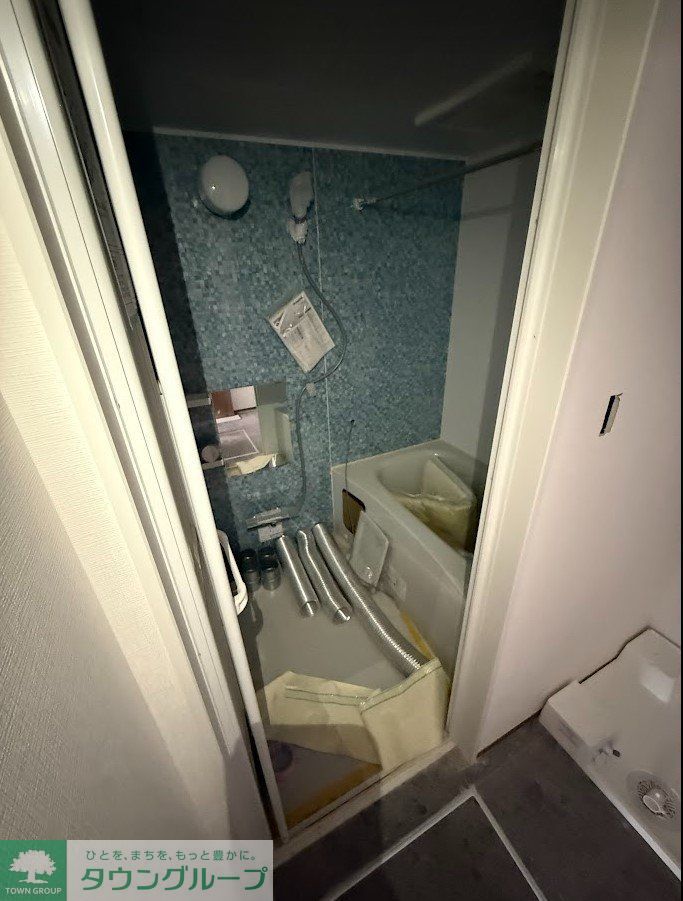 バス・シャワールーム　建築中