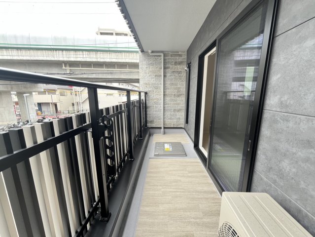 バルコニー　写真は同マンションの他のお部屋のものです