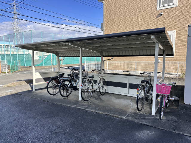 その他共有部分　駐輪場（A棟側）
