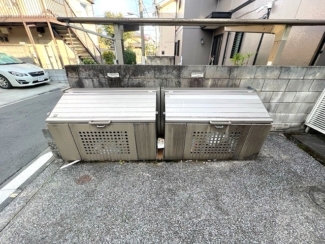 その他設備　ゴミ捨て場