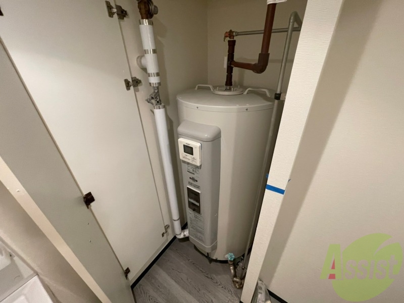 その他設備　電気温水器です。オール電化でお得で安心ですね。