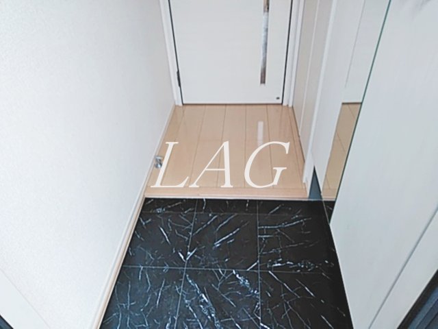玄関　玄関です。