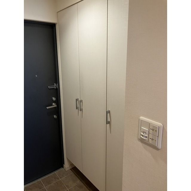 玄関　シューズボックス